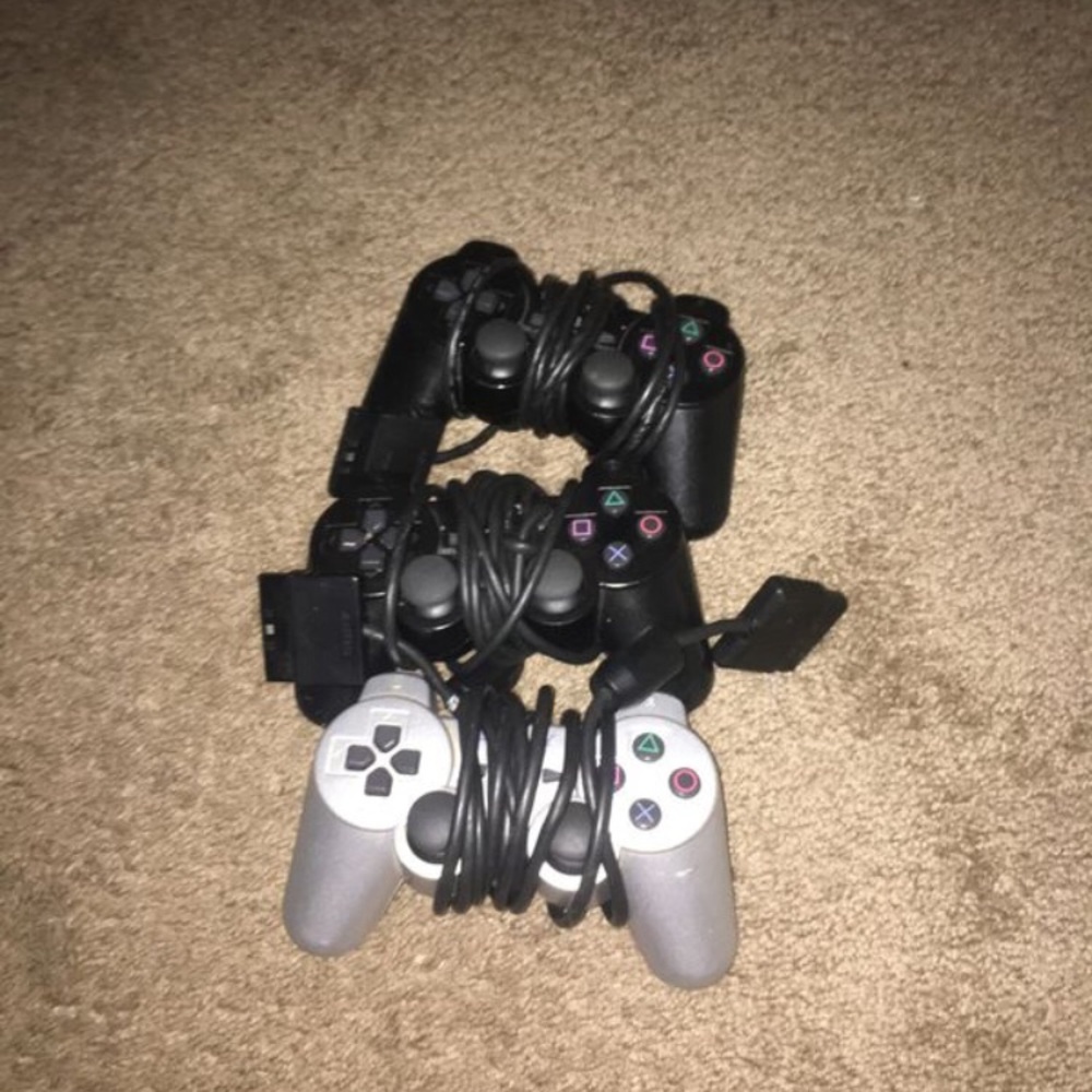 2 PS2 - Picture 5 of 8